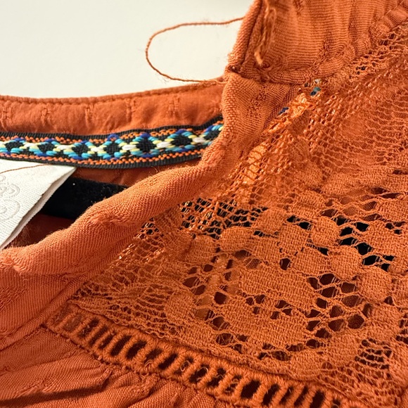 Knox Rose Rust Button-Up Lace Blouse - Picture 5 of 5